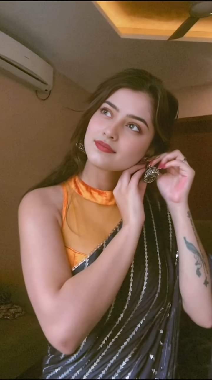 सारे पुरुषों को स्त्री के #नजदीक आने का मतलब ये नही होता कि वो उनसे देह सुख पाना चाहते है..!!